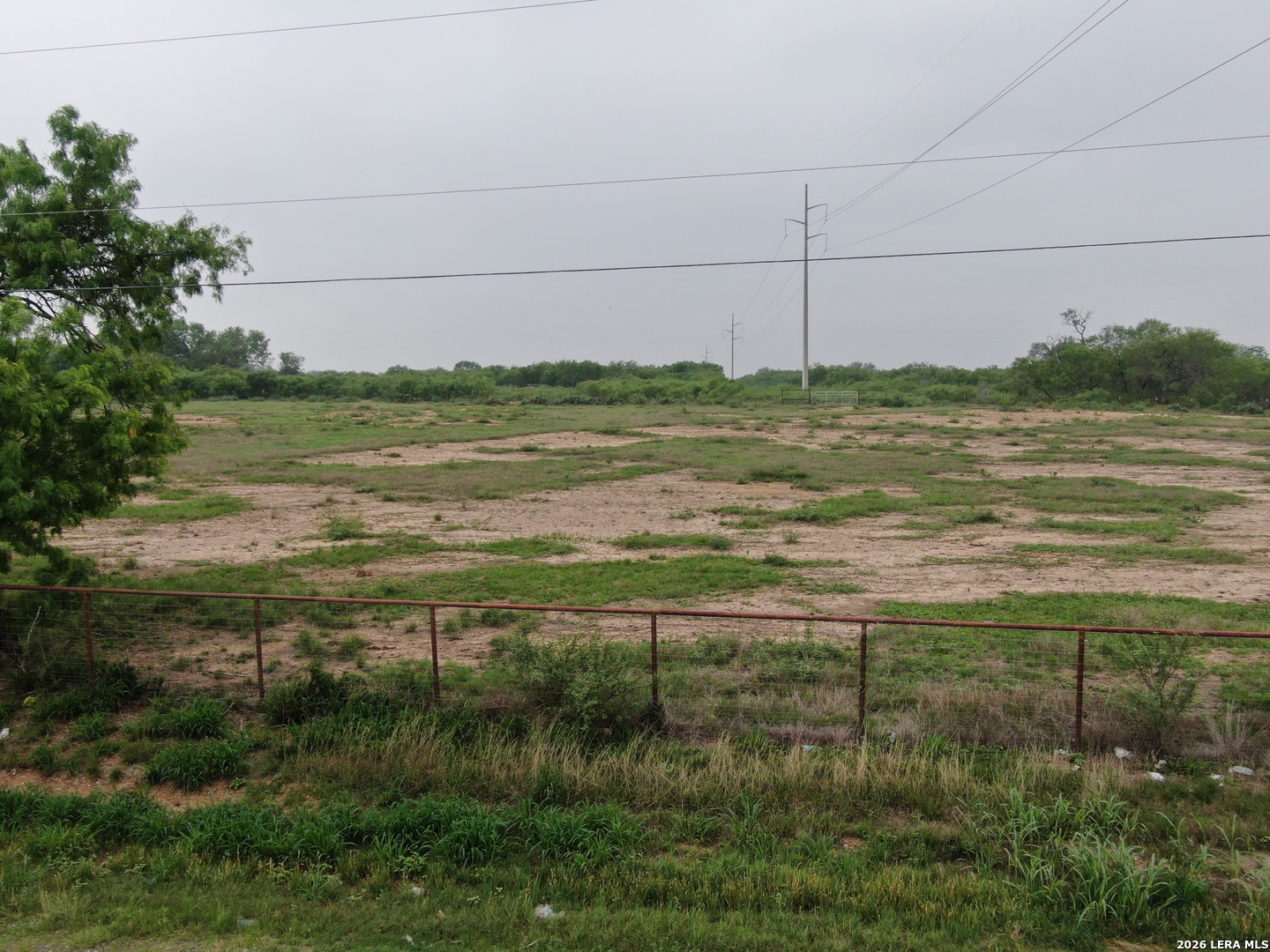 00 Briggs Somerset TX 78069
