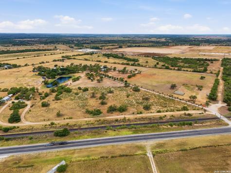 3033 St Hwy 132 N Natalia TX 78059