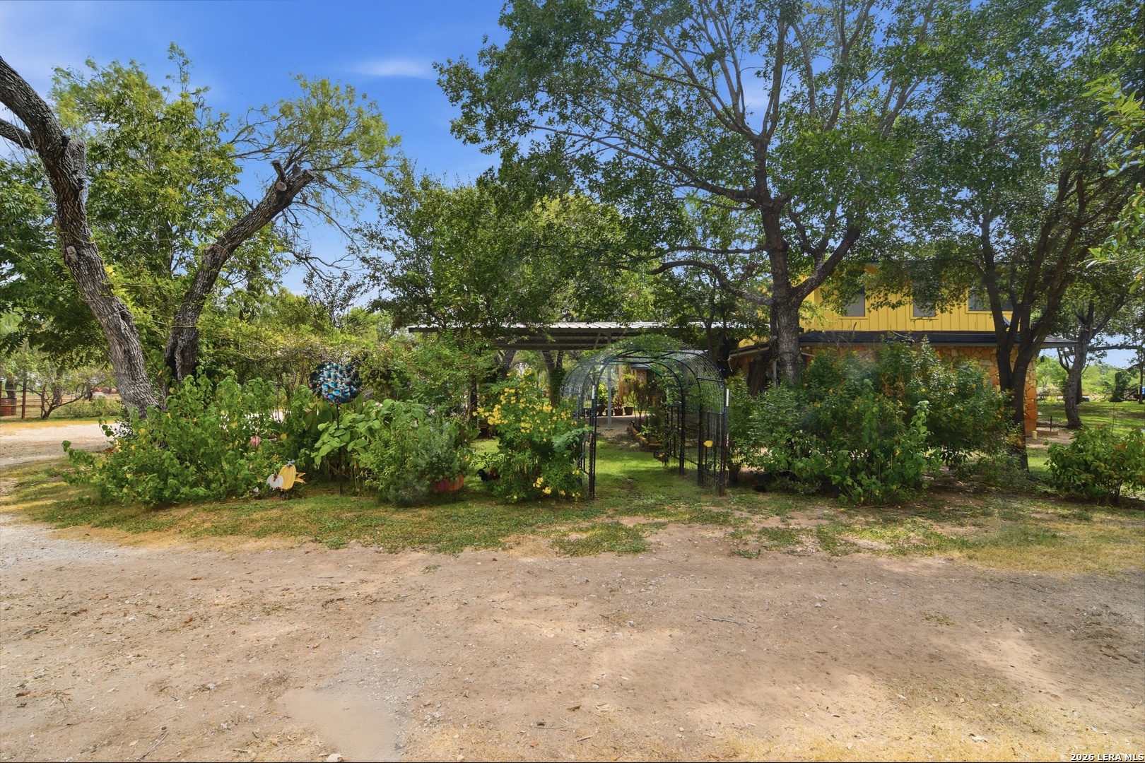 3033 St Hwy 132 N Natalia TX 78059