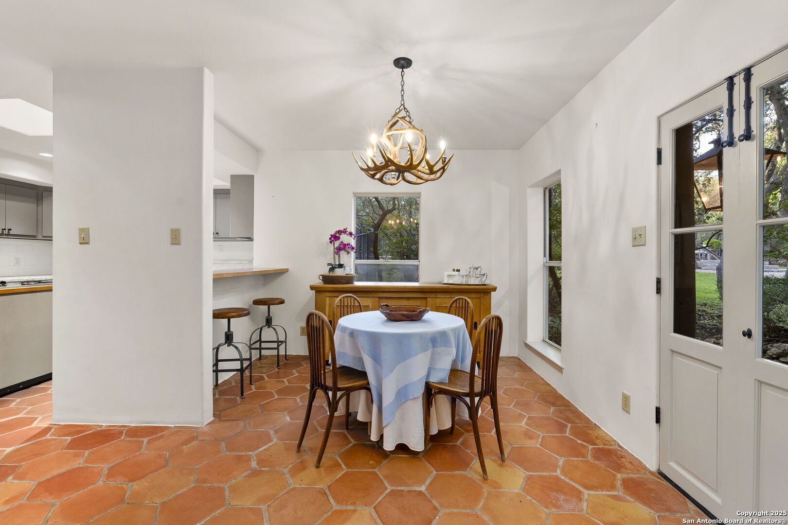 317 Limestone Creek Hill Country Village TX 78232