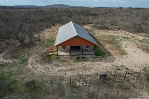 6425 W Us Highway 90 Uvalde TX 78801