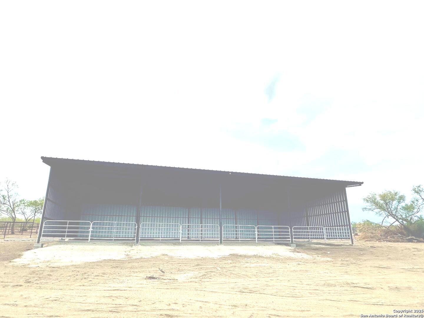 1001 S Ih 35 Devine TX 78016