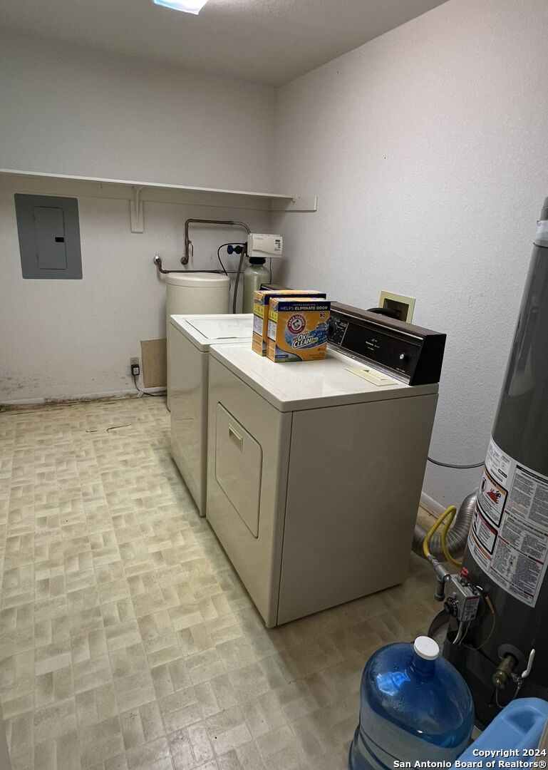 1984 North Grape Creek Road Fredericksburg TX 78624