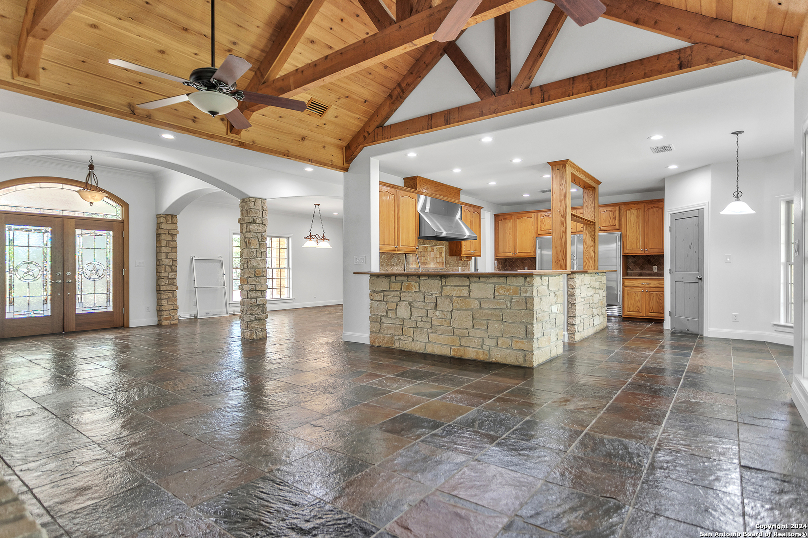 2234 Highway 90 W Castroville TX 78009