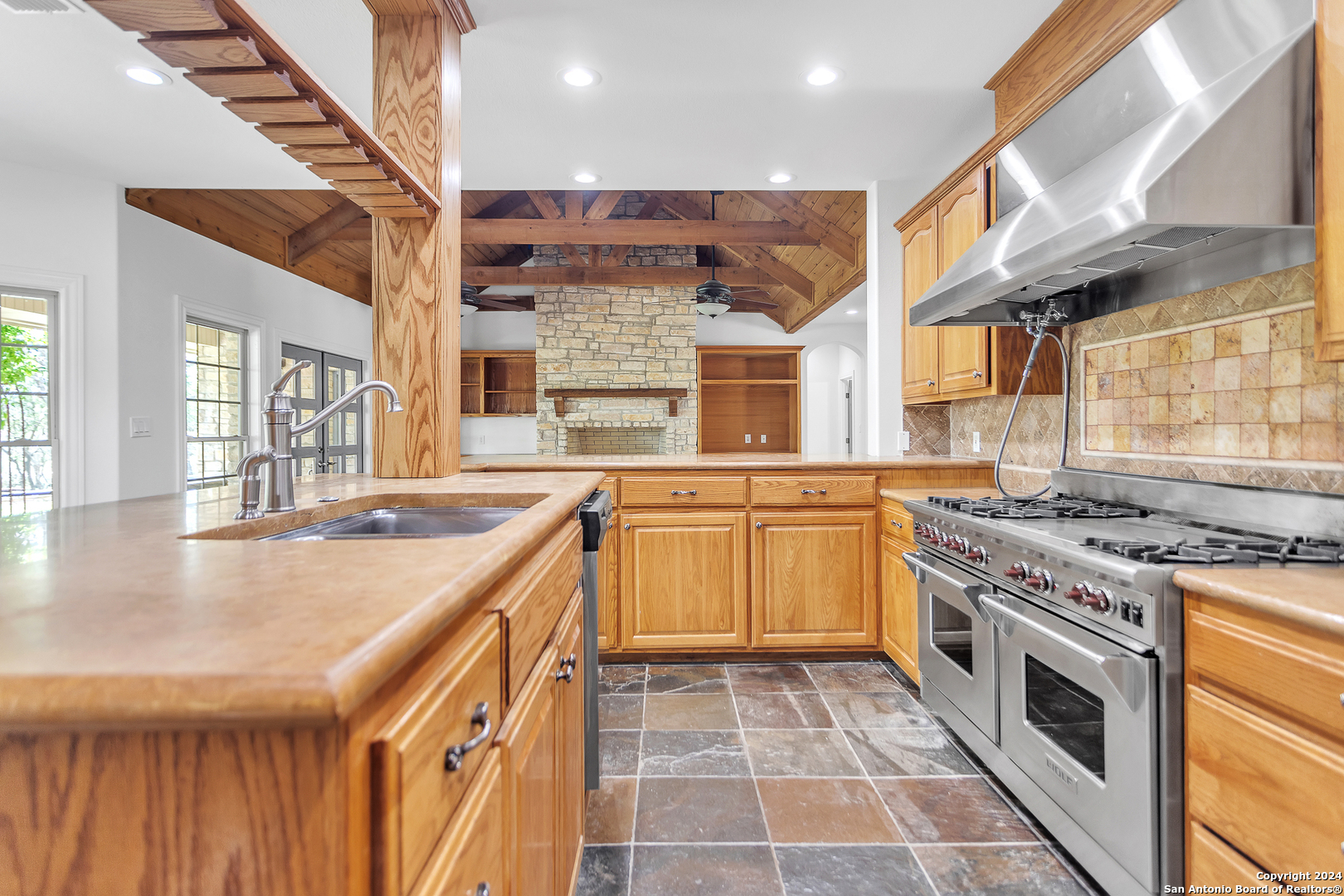 2234 Highway 90 W Castroville TX 78009