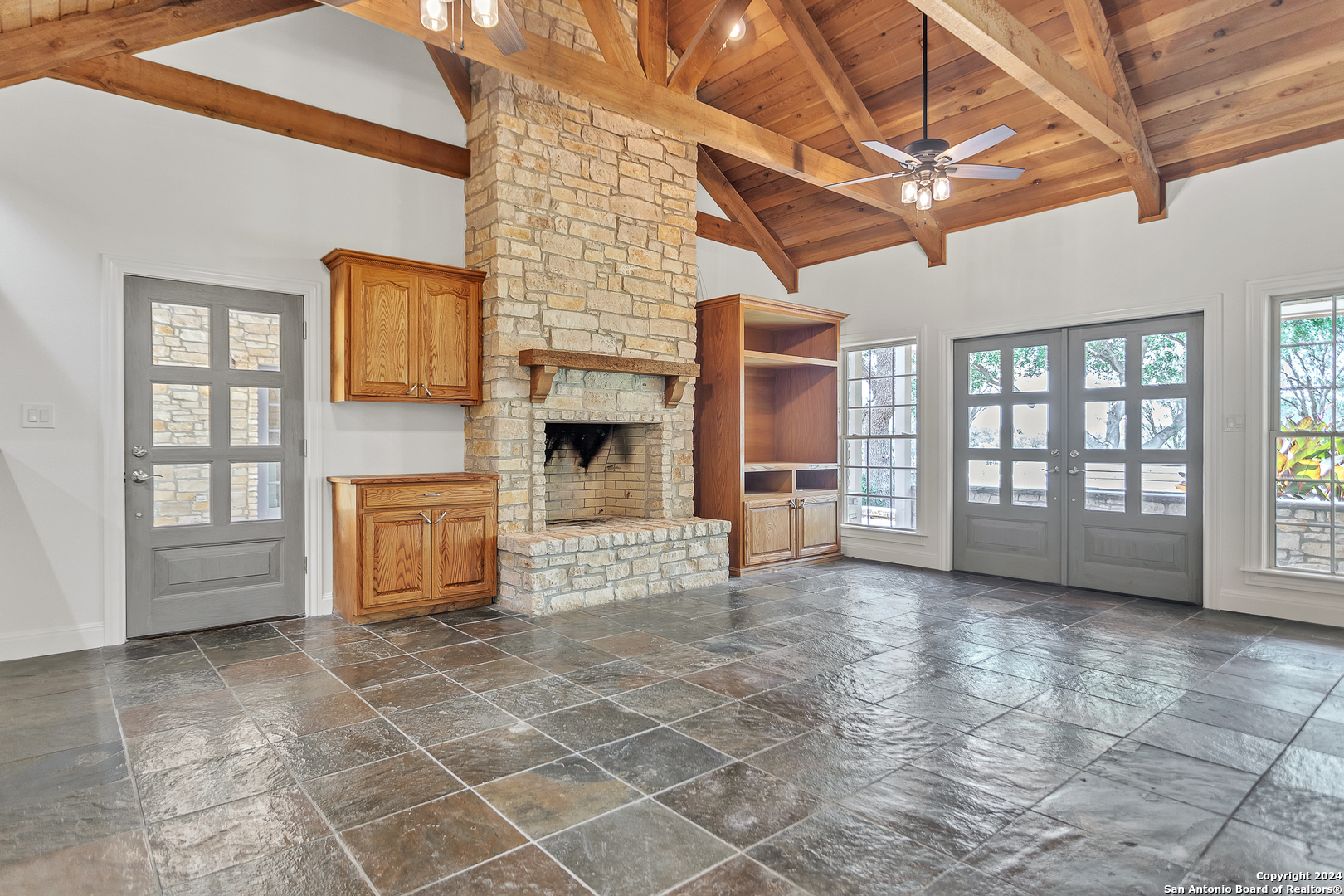 2234 Highway 90 W Castroville TX 78009