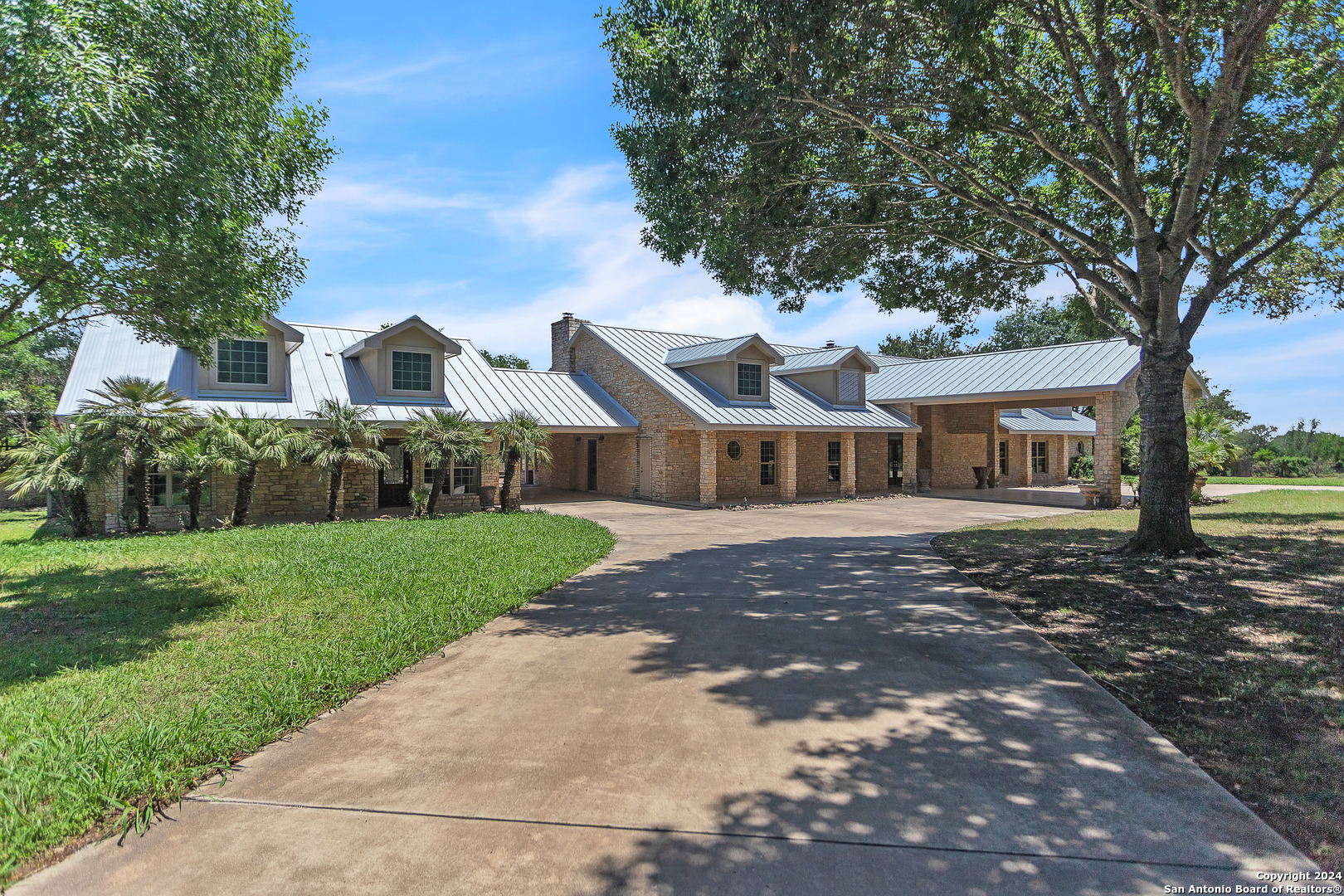2234 Highway 90 W Castroville TX 78009