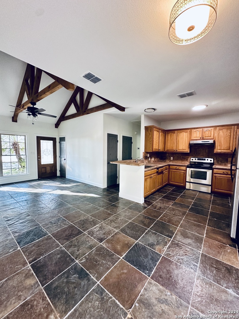 2234 Highway 90 W Castroville TX 78009