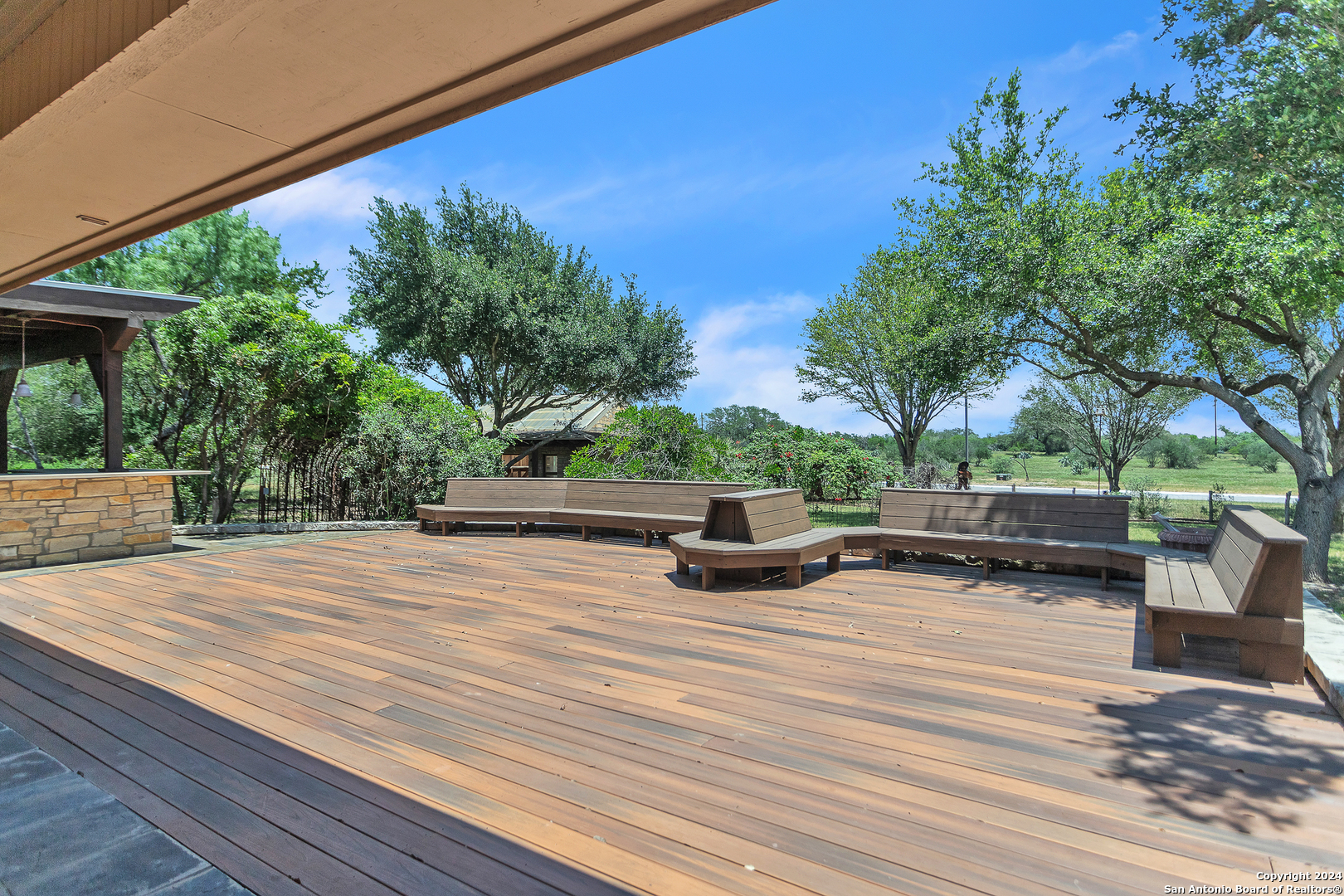2234 Highway 90 W Castroville TX 78009
