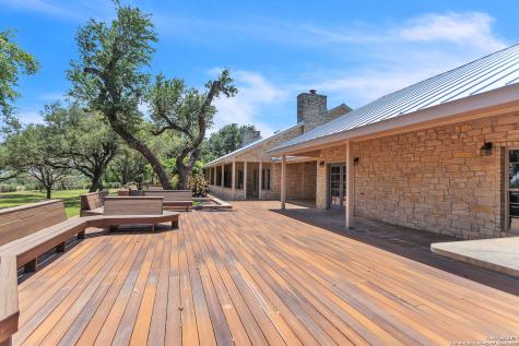 2234 Highway 90 W Castroville TX 78009