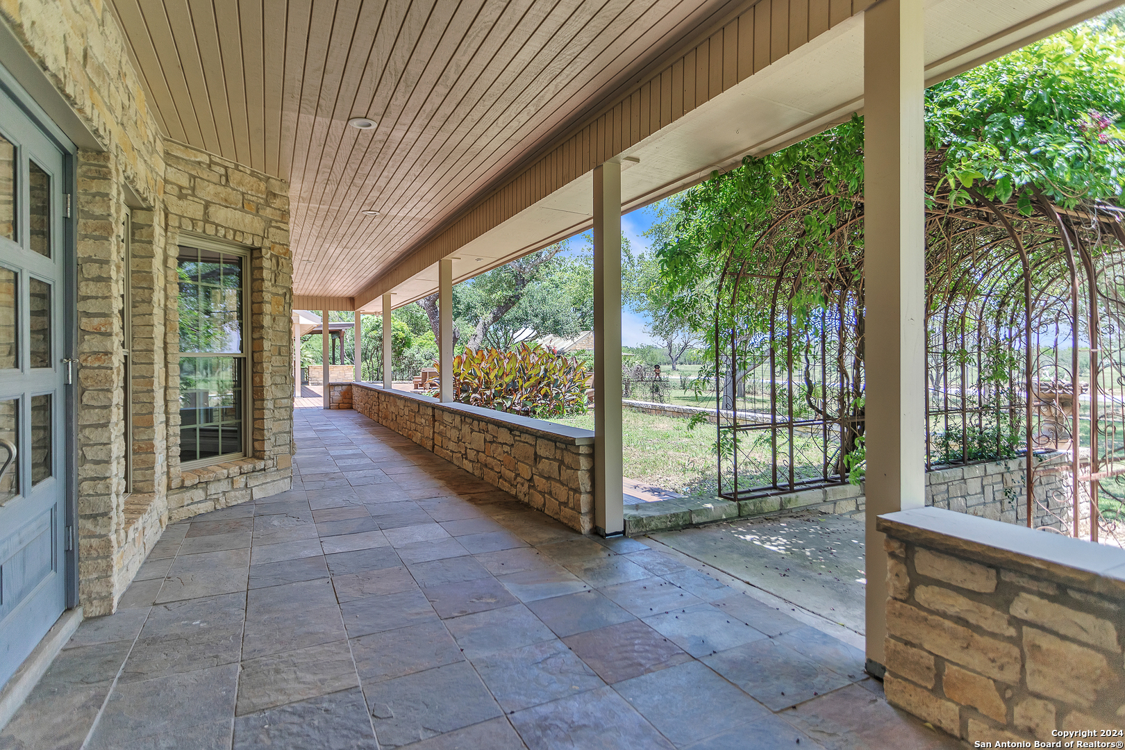 2234 Highway 90 W Castroville TX 78009