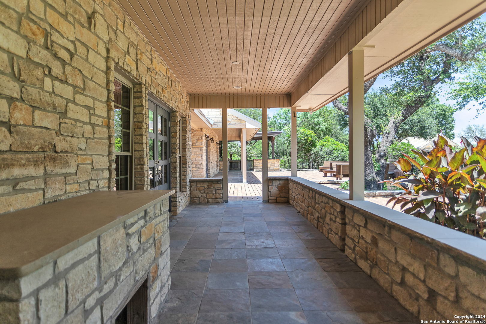 2234 Highway 90 W Castroville TX 78009