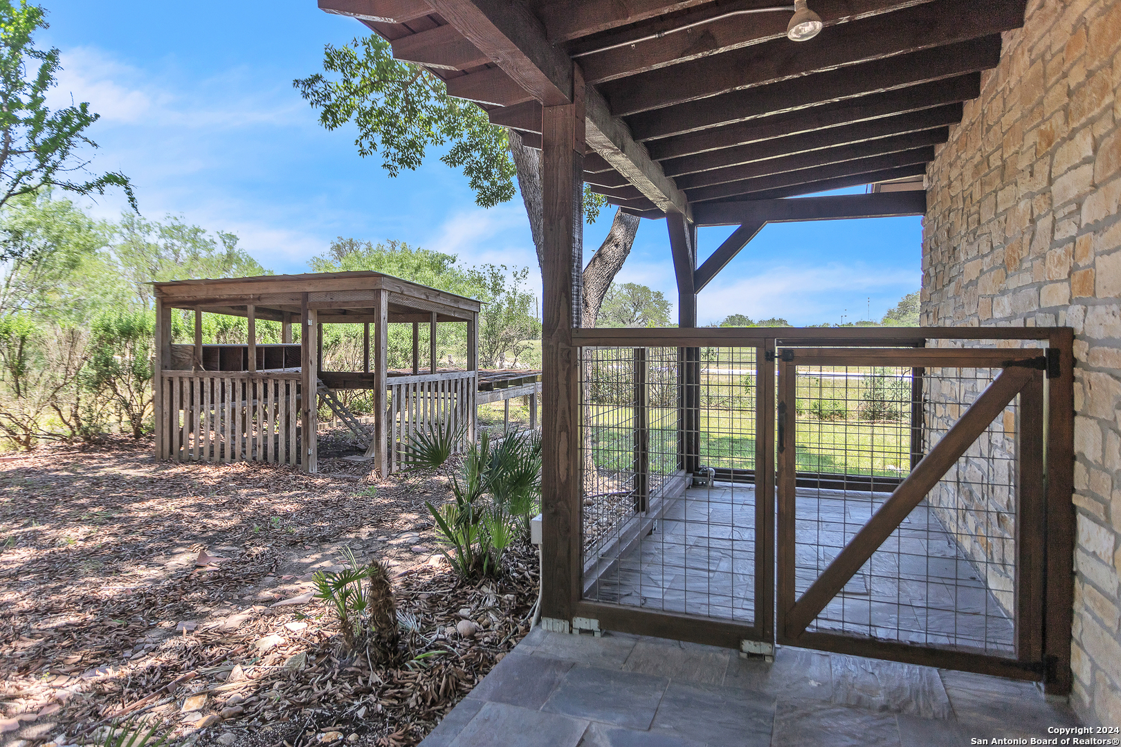 2234 Highway 90 W Castroville TX 78009