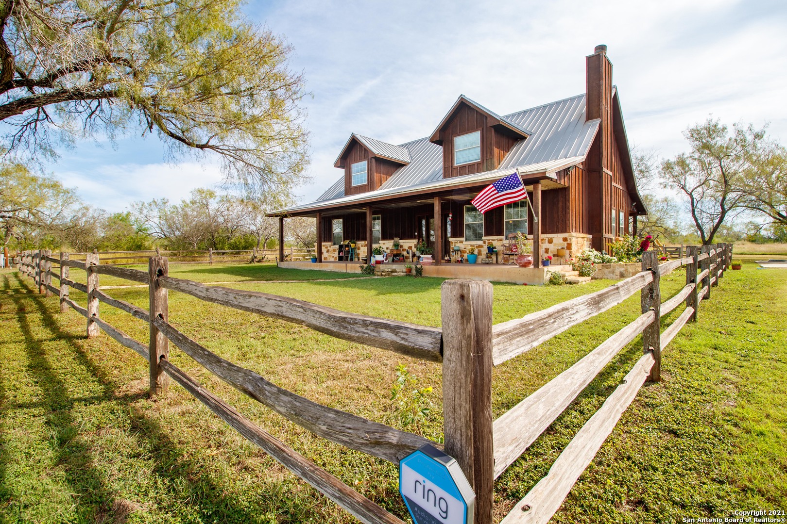8435 E State Highway 97 Pleasanton TX 78064