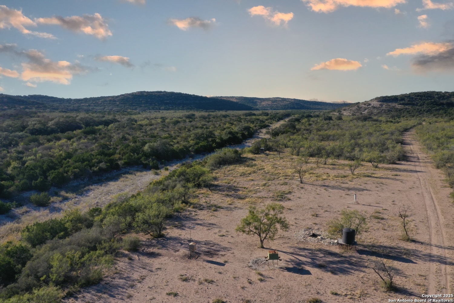 97 Sd 45690 Rocksprings TX 78880