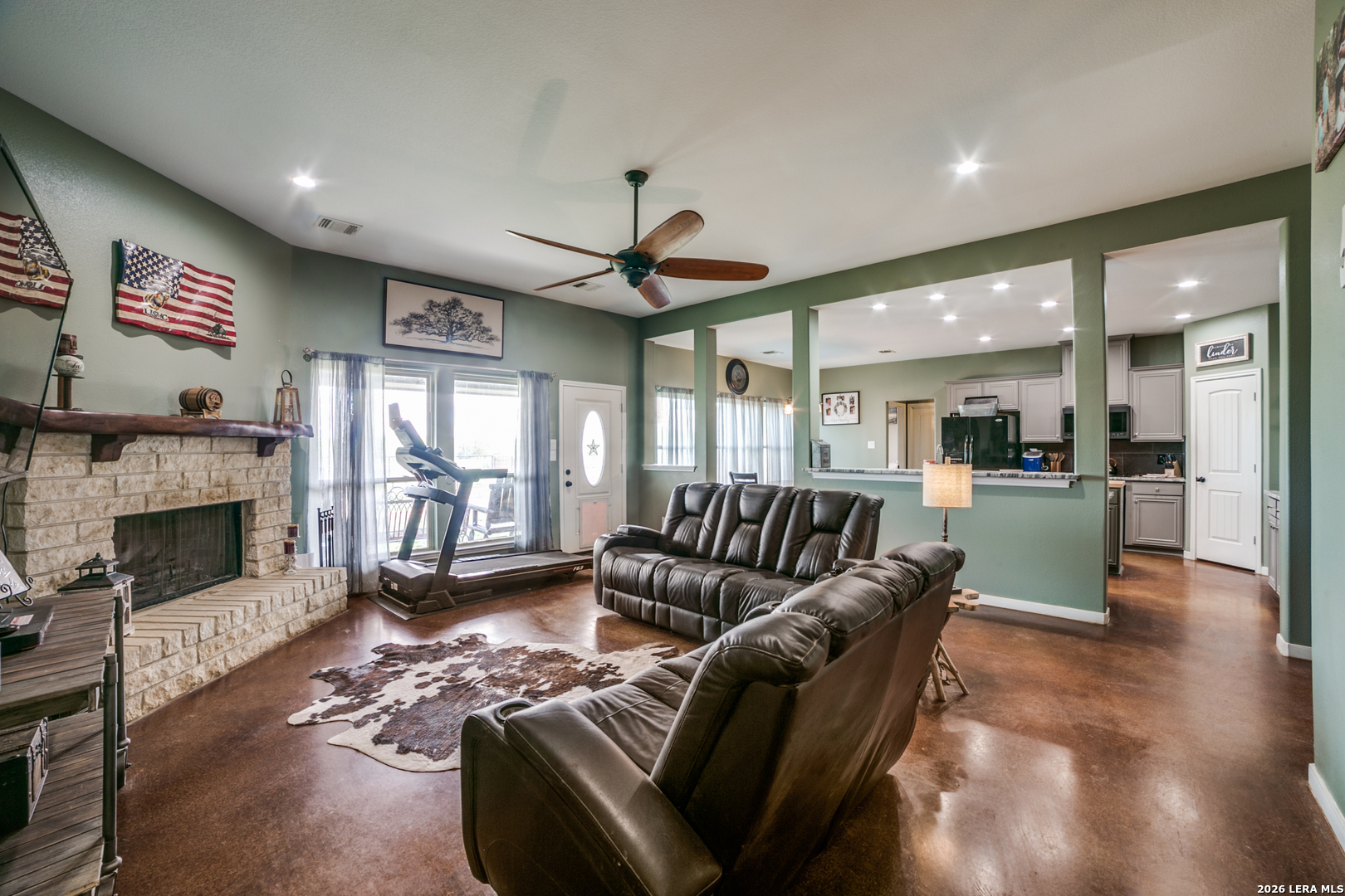 2259 County Road 325 Sabinal TX 78881