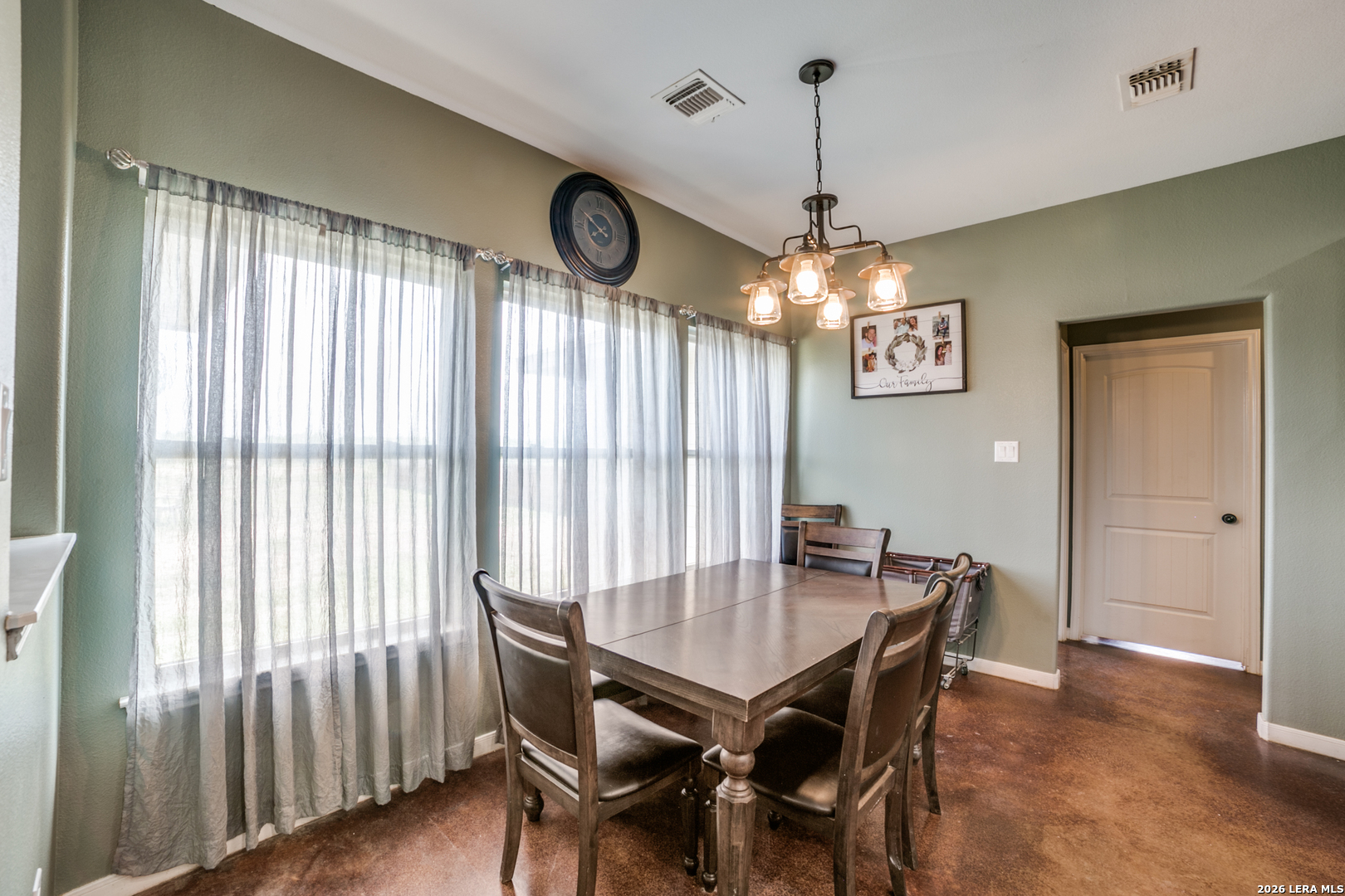 2259 County Road 325 Sabinal TX 78881