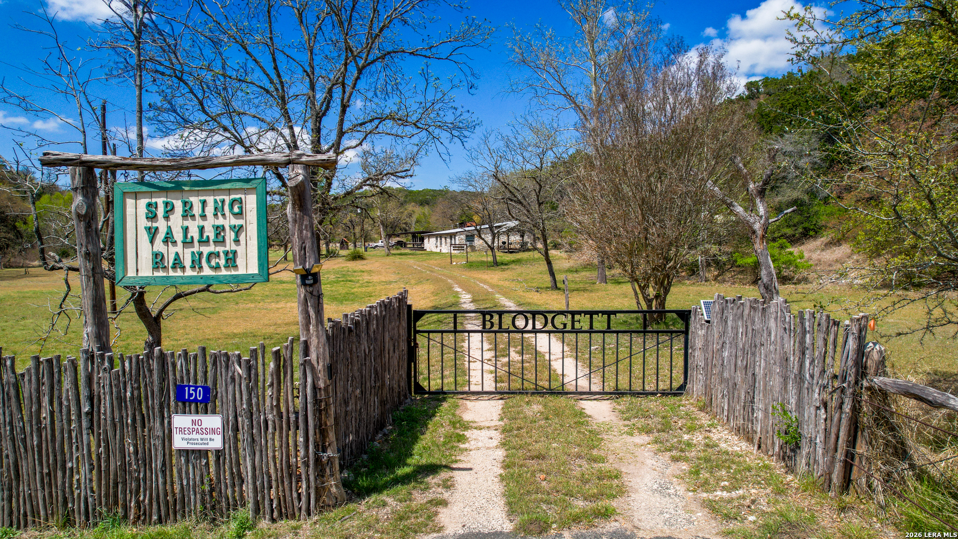 150 Coker Hollow Kerrville TX 78028