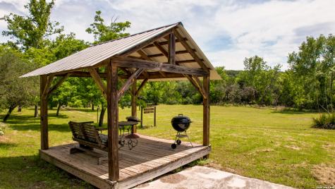 150 Coker Hollow Kerrville TX 78028