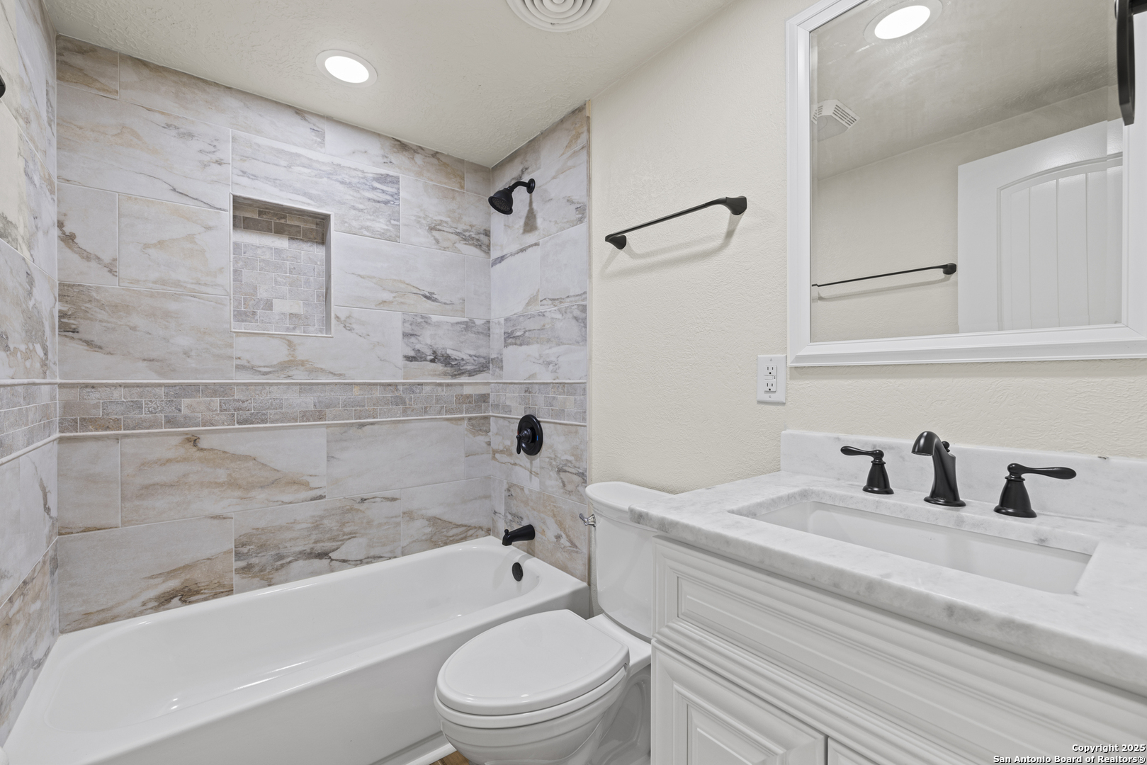 241 Us Highway 87 Comfort TX 78013