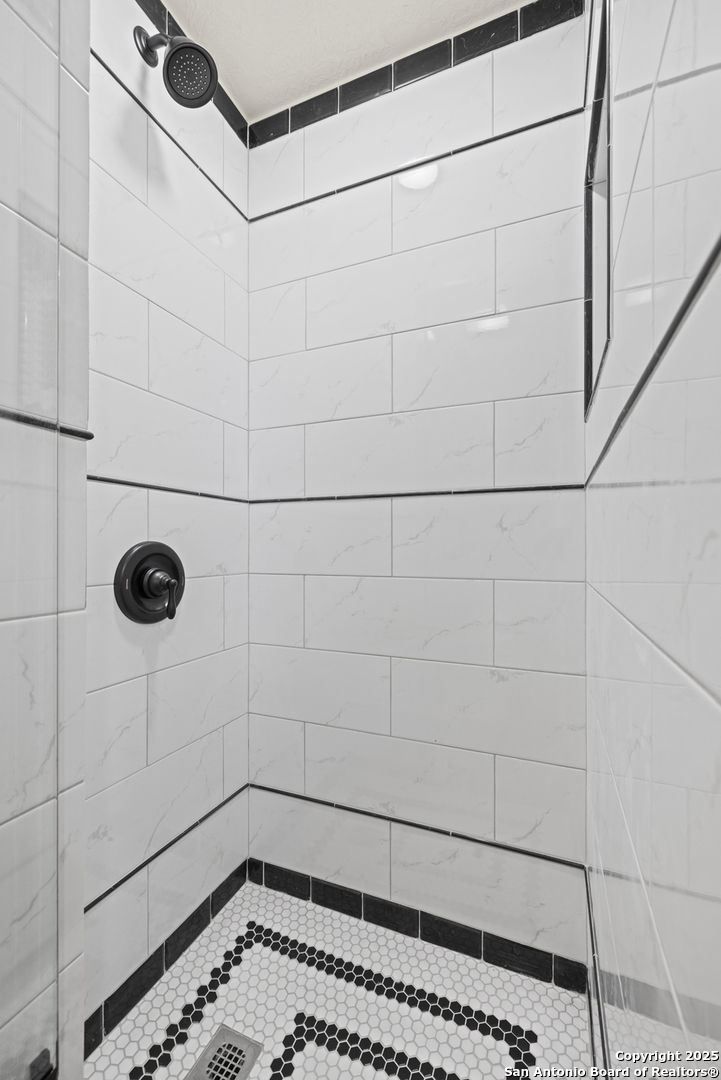 241 Us Highway 87 Comfort TX 78013