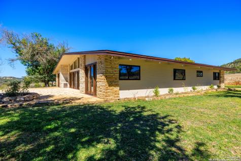 241 Us Highway 87 Comfort TX 78013