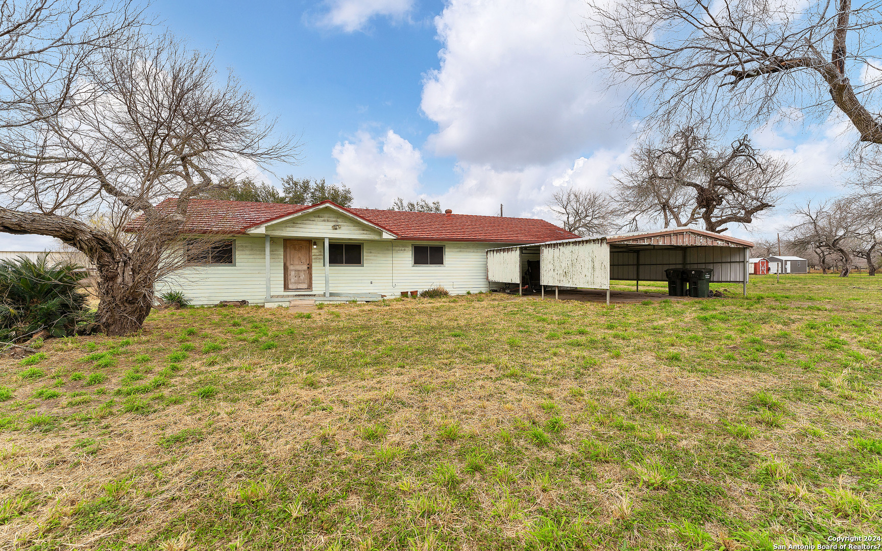 324 E County Road 2210 Kingsville TX 78363
