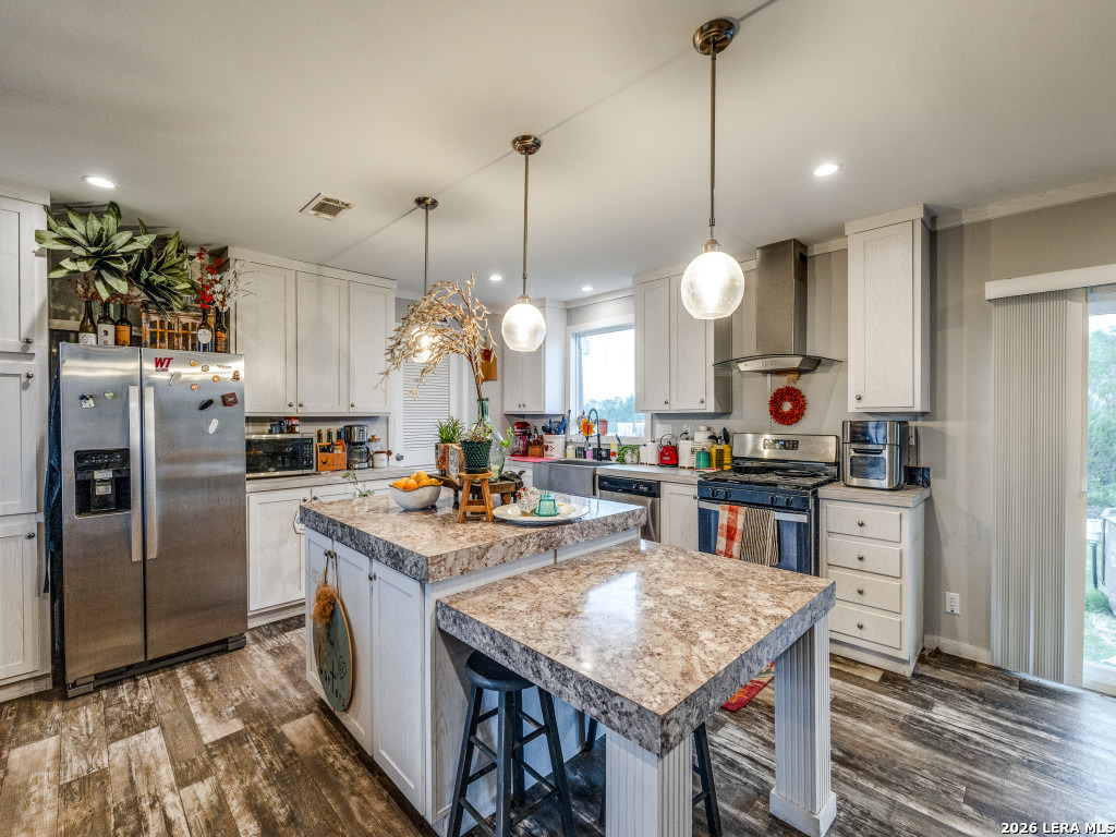 2831 County Road 430 Pleasanton TX 78064