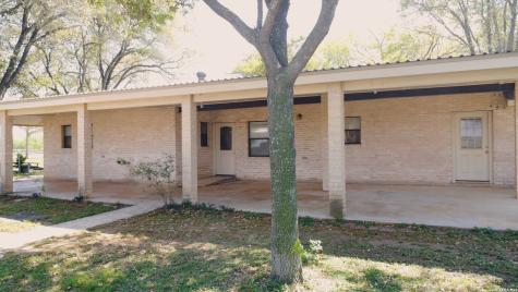 900 N Graytown Road St Hedwig TX 78152