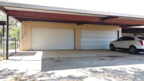 900 N Graytown Road St Hedwig TX 78152