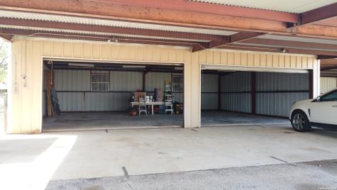900 N Graytown Road St Hedwig TX 78152
