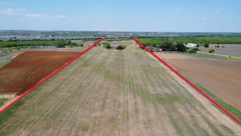 900 N Graytown Road St Hedwig TX 78152