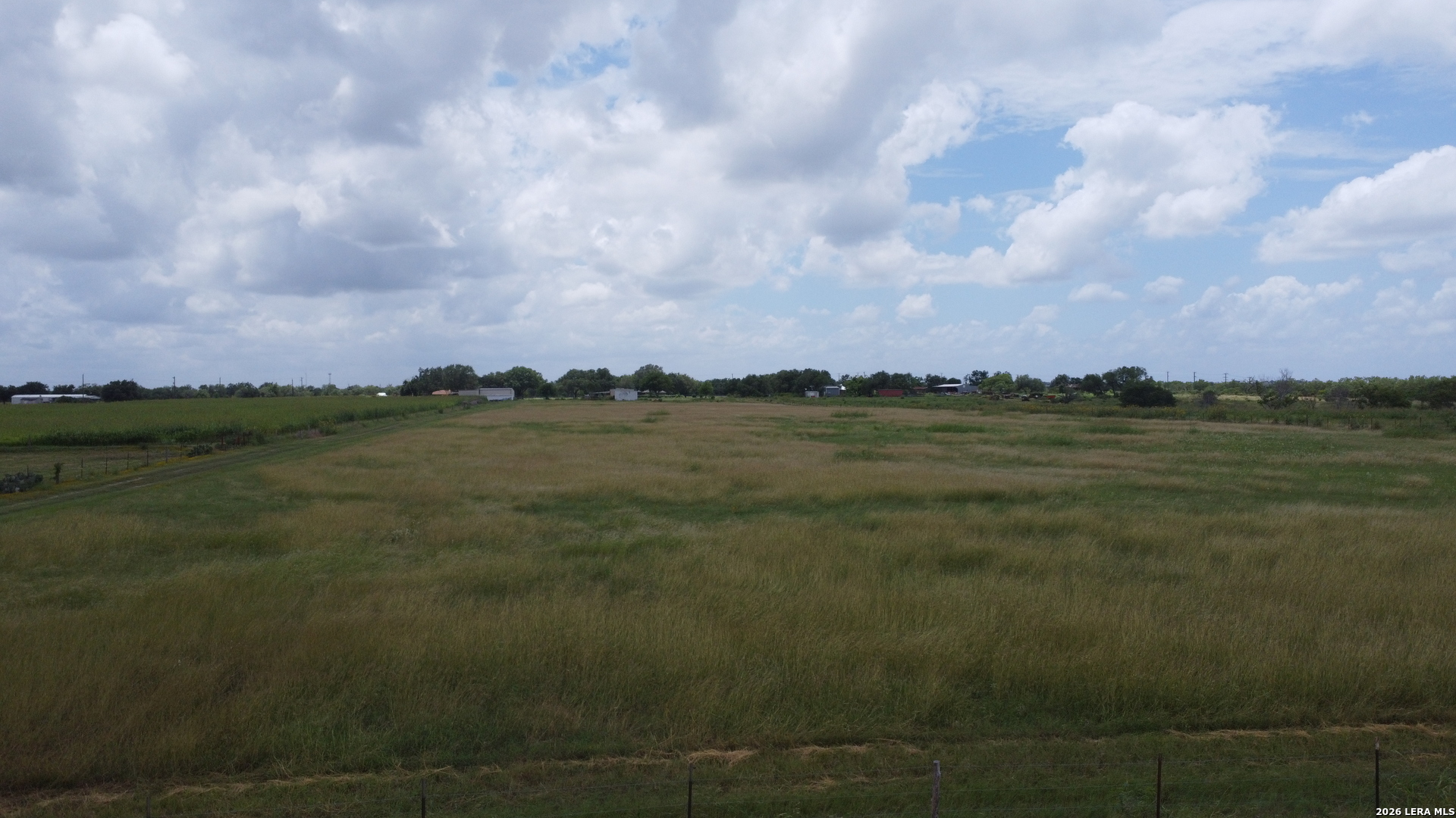 900 N Graytown Road St Hedwig TX 78152