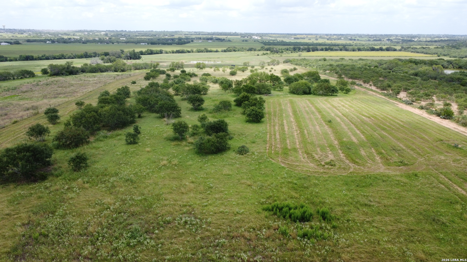 900 N Graytown Road St Hedwig TX 78152