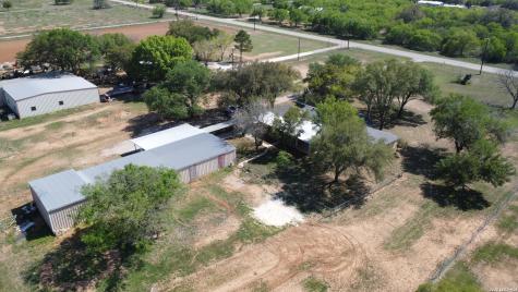 900 N Graytown Road St Hedwig TX 78152