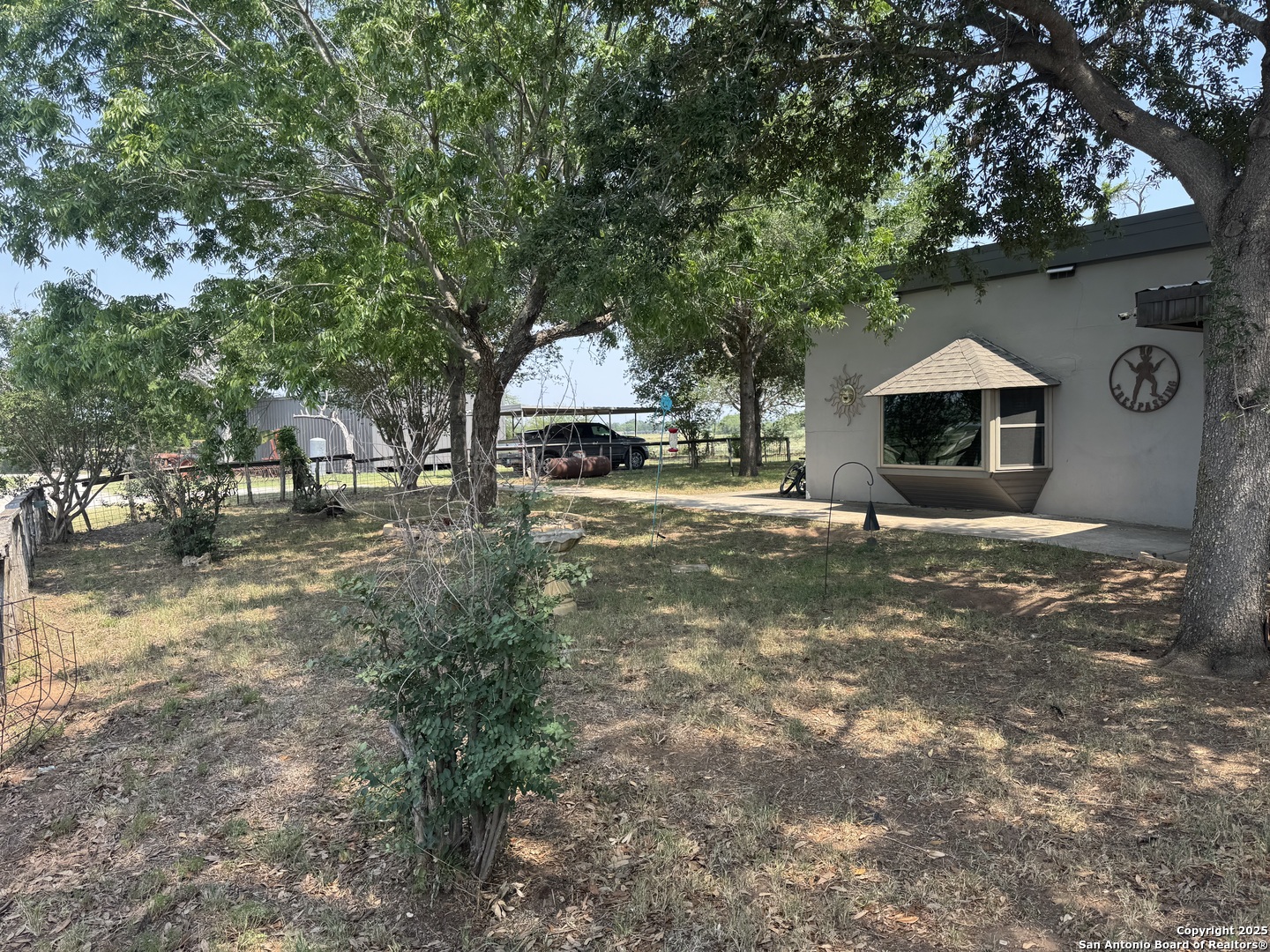 7084 Richter Elmendorf TX 78112