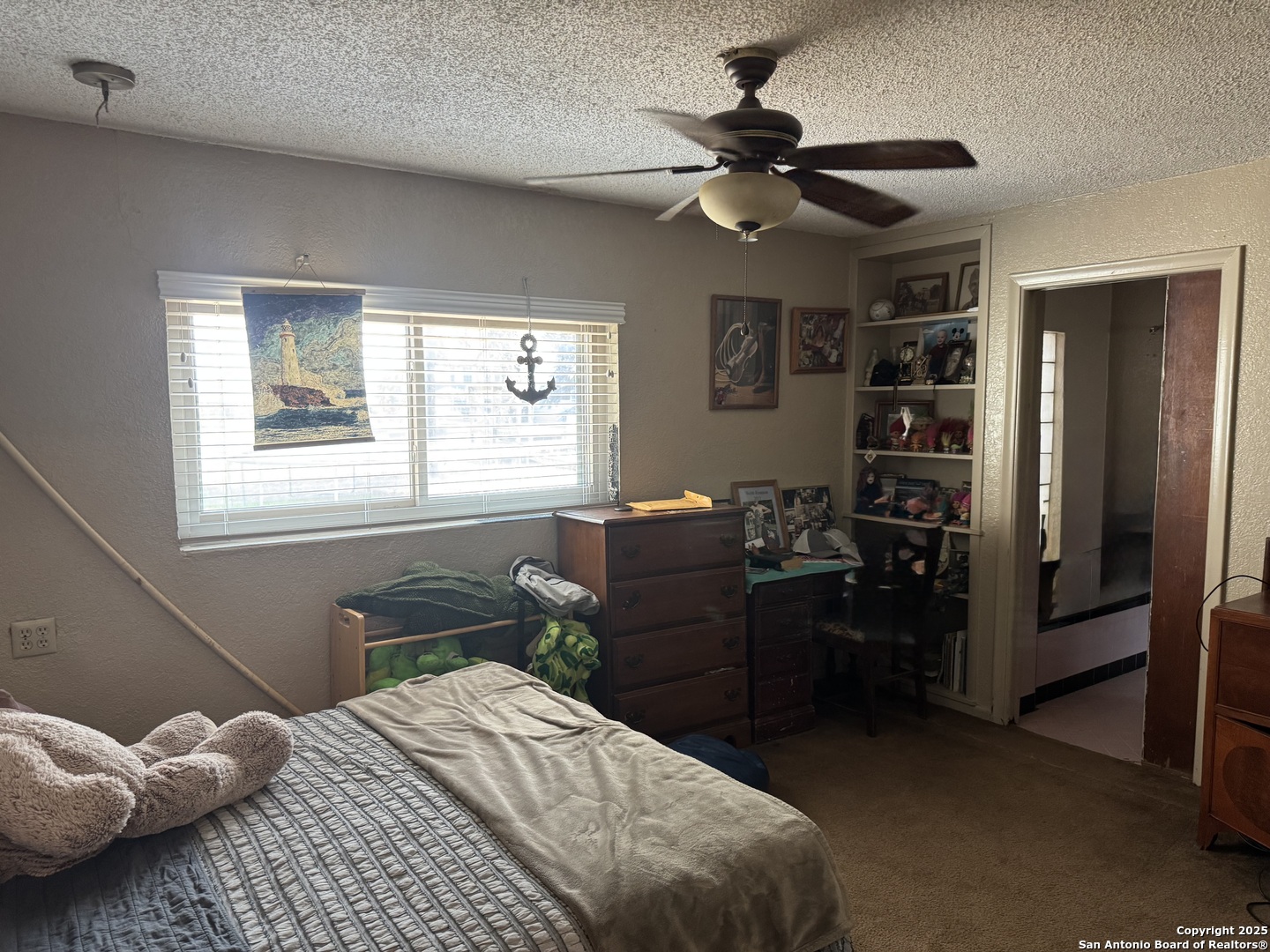 7084 Richter Elmendorf TX 78112