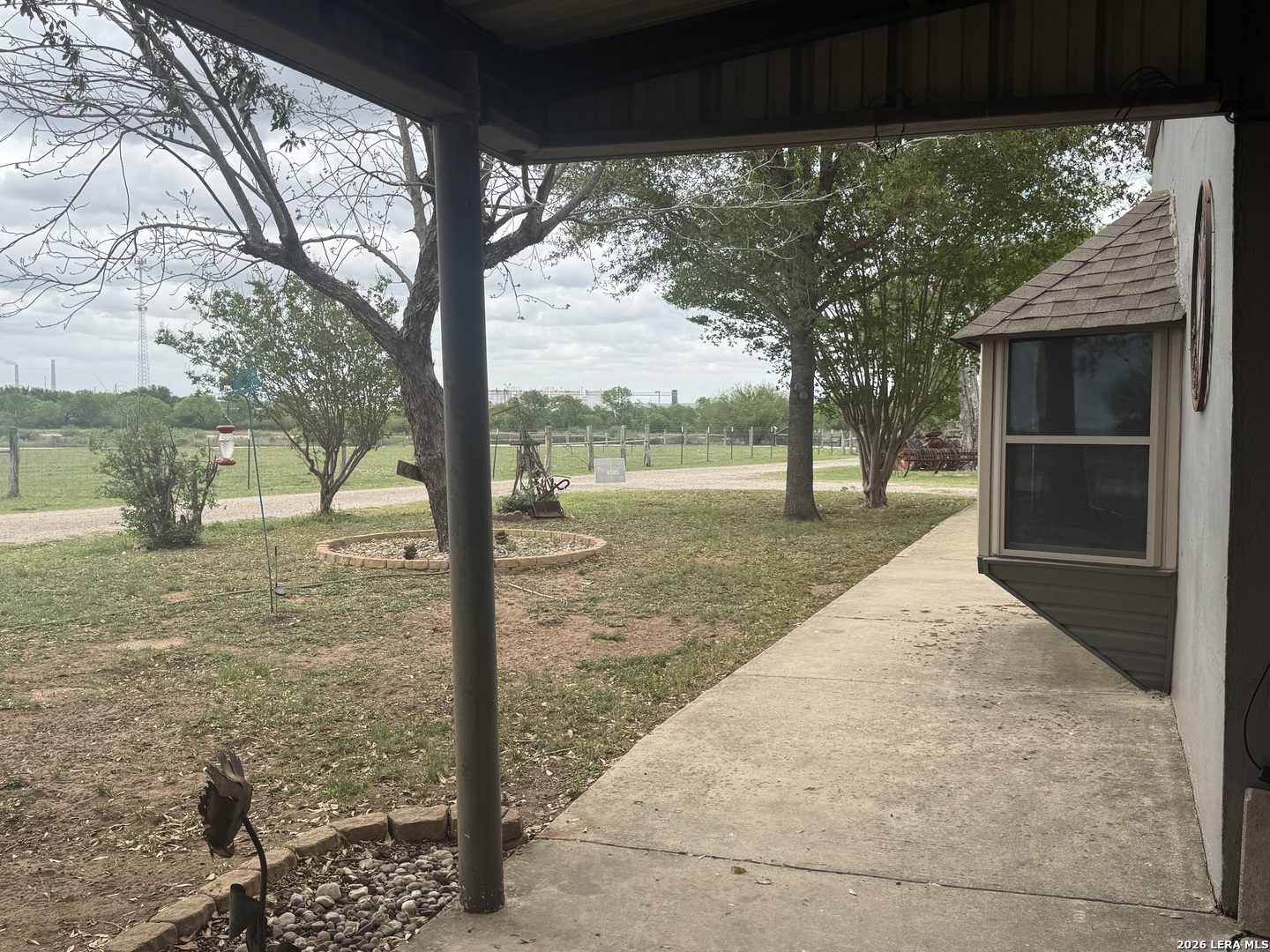 7084 Richter Elmendorf TX 78112