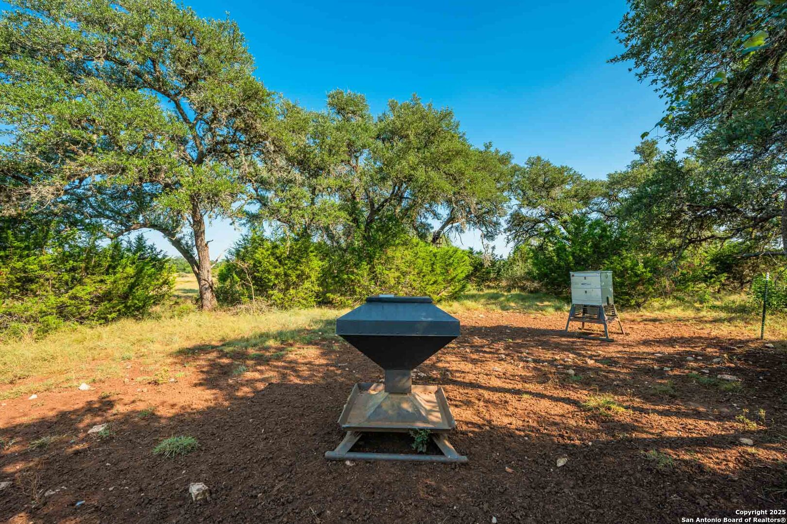 147 Gray Wolf Blanco TX 78606