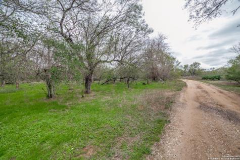 2660 W Jett Road San Antonio TX 78264