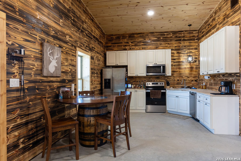 201 Kc 411 Junction TX 76849