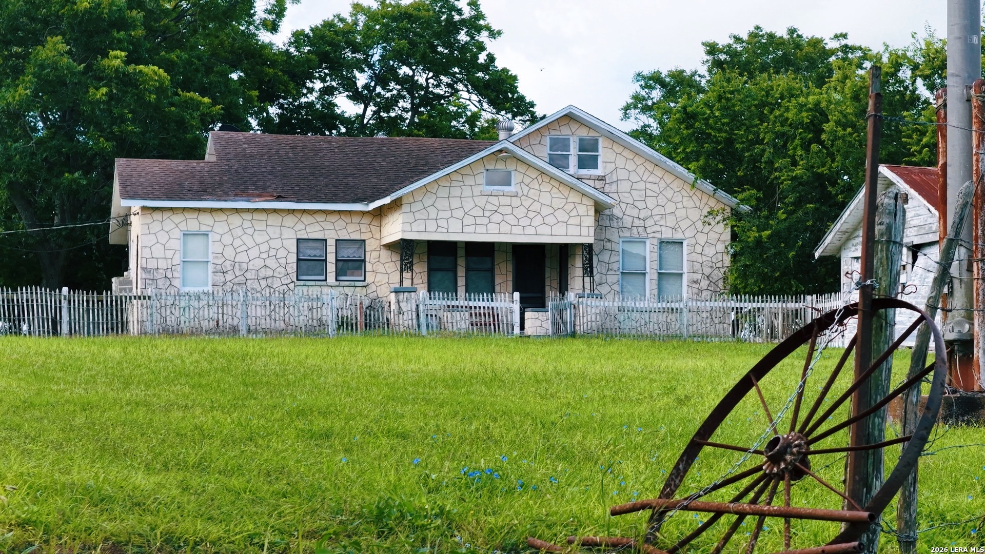 Moulton TX 77975
