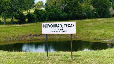 7410 Fm 1295 Moulton TX 77975