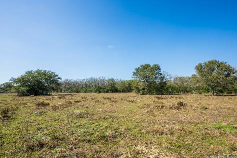 16297B Tx-111 Yoakum TX 77995
