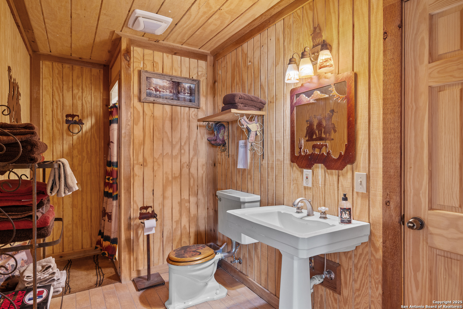 1897 Kyle Ranch Bandera TX 78003