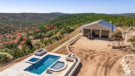 225 Arrowhead Lane Pipe Creek TX 78063