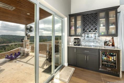 225 Arrowhead Lane Pipe Creek TX 78063