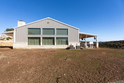 225 Arrowhead Lane Pipe Creek TX 78063