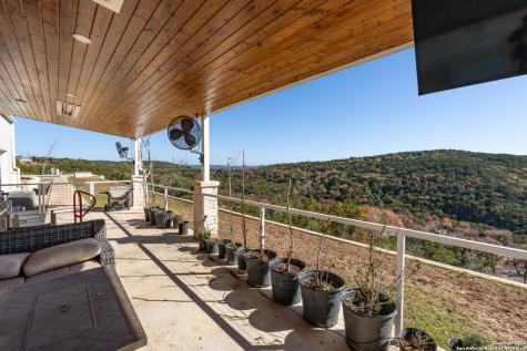 225 Arrowhead Lane Pipe Creek TX 78063