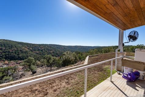 225 Arrowhead Lane Pipe Creek TX 78063